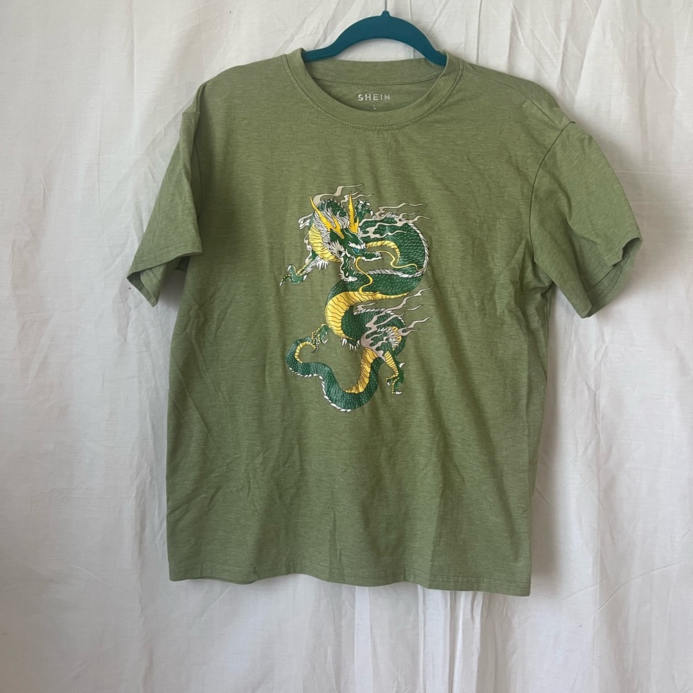 olive green women’s graphic tee